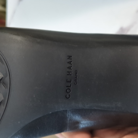 Cole Haan Heels EUC - Picture 10 of 10